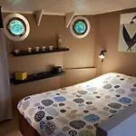 Úszó hotel Le Grand Large - Peniche Octopus Metz