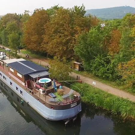 Le Grand Large Hotel en barco Metz