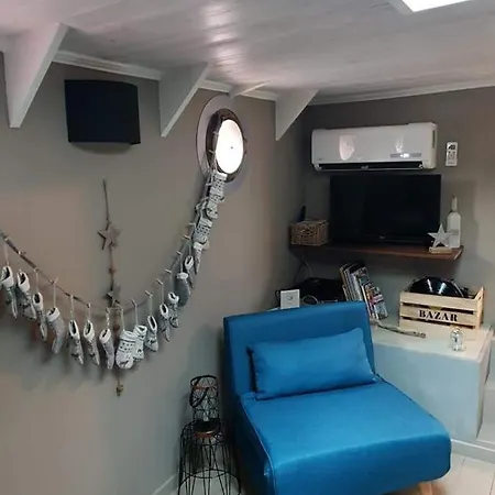 Úszó hotel Le Grand Large Metz