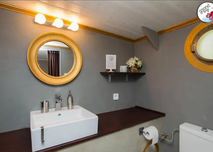 Botel Le Grand Large *